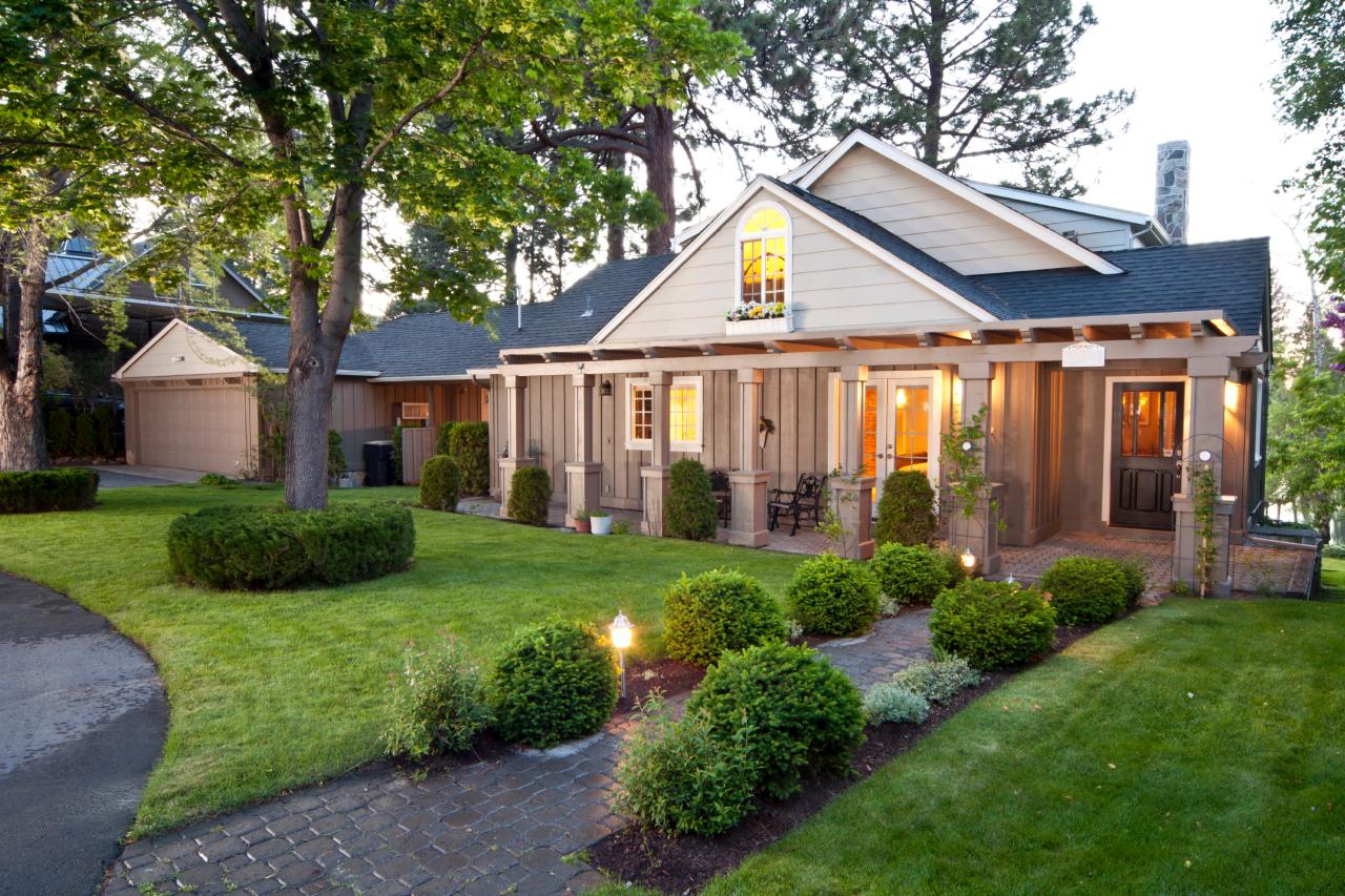 Simple Steps You Can Take To Improve The Curb Appeal Of Your Home